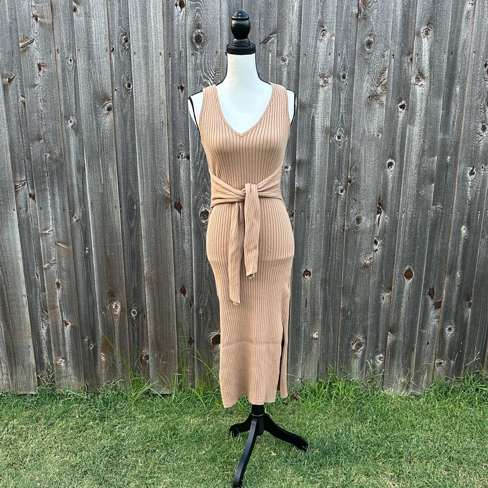 Good American Tan Knit Midi Dress EUC